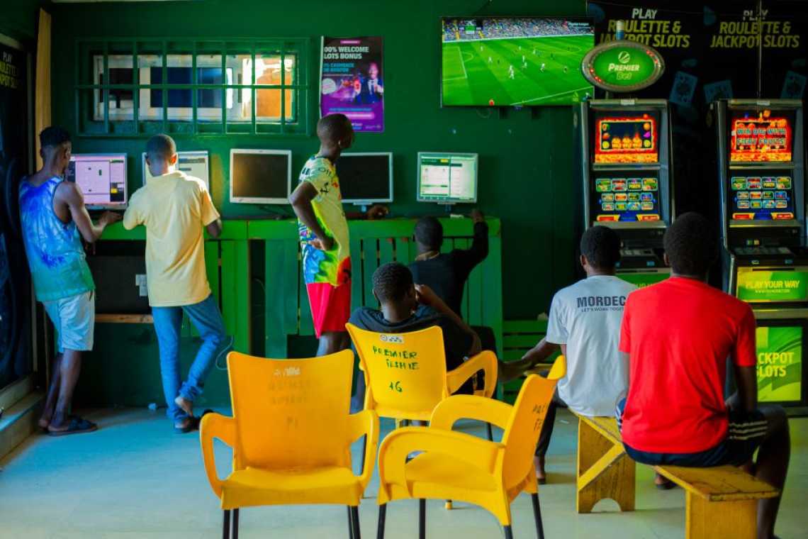 How Mobile Money and Digital Access are Diversifying Ghana’s Betting Landscape