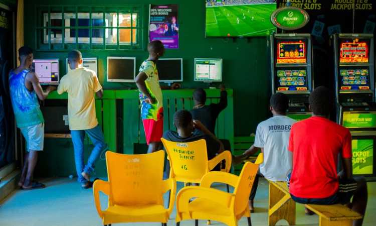 How Mobile Money and Digital Access are Diversifying Ghana’s Betting Landscape